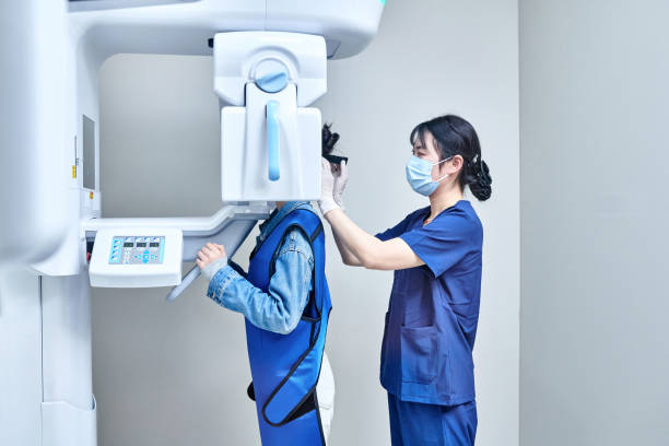 Best Broken or Cracked Tooth Emergency Dentist in West Lealman, FL